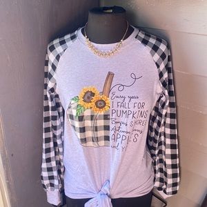 New fall top size small